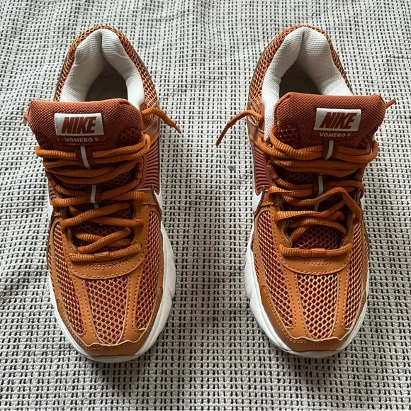 Nike Air Zoom Vomero 5 Monarch Mens Size 7 - Picture 3 of 6